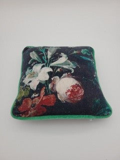 Small cushion, two designs