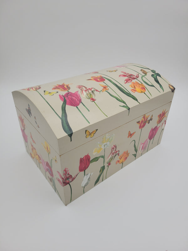 Decoupage chest with tulip design
