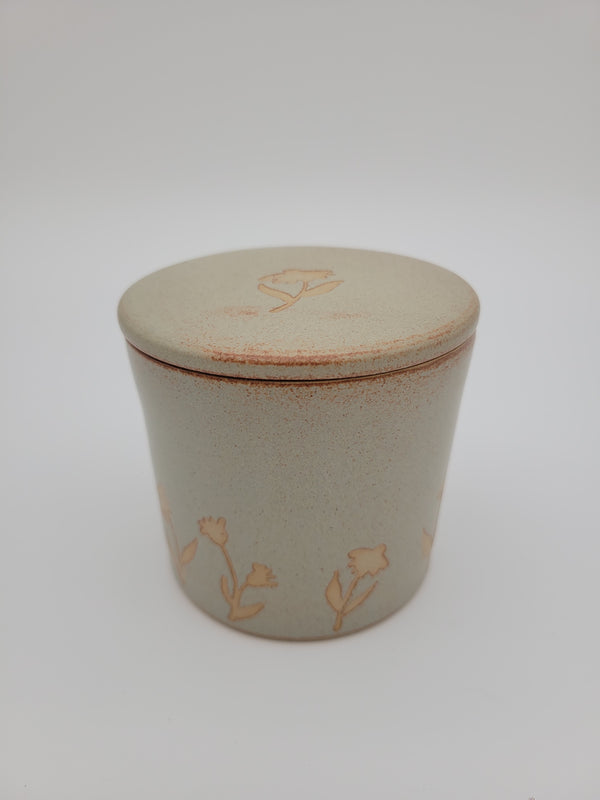 Butter crock, beige glaze with floral details at base