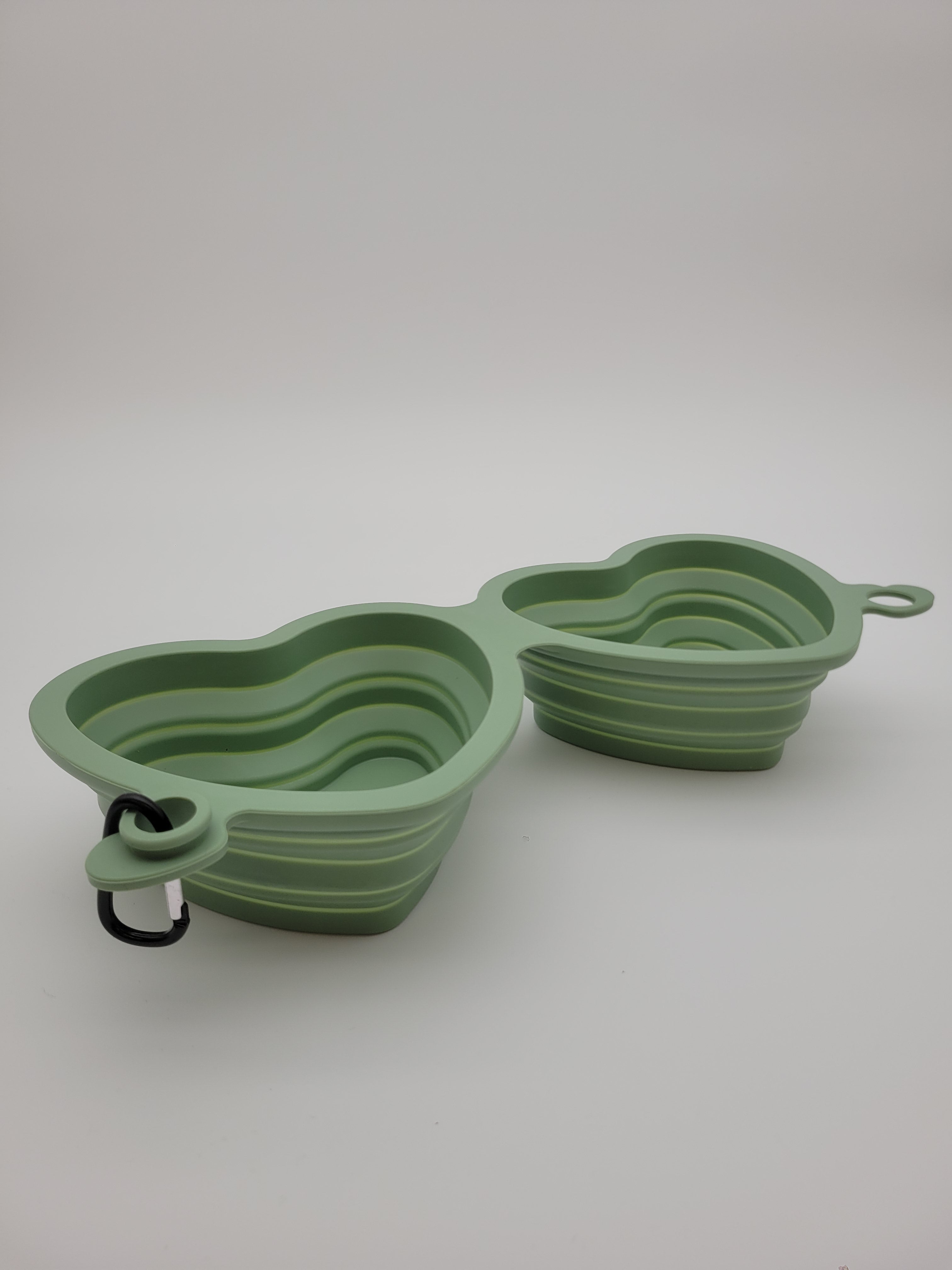 Collapsible water bowl for dogs