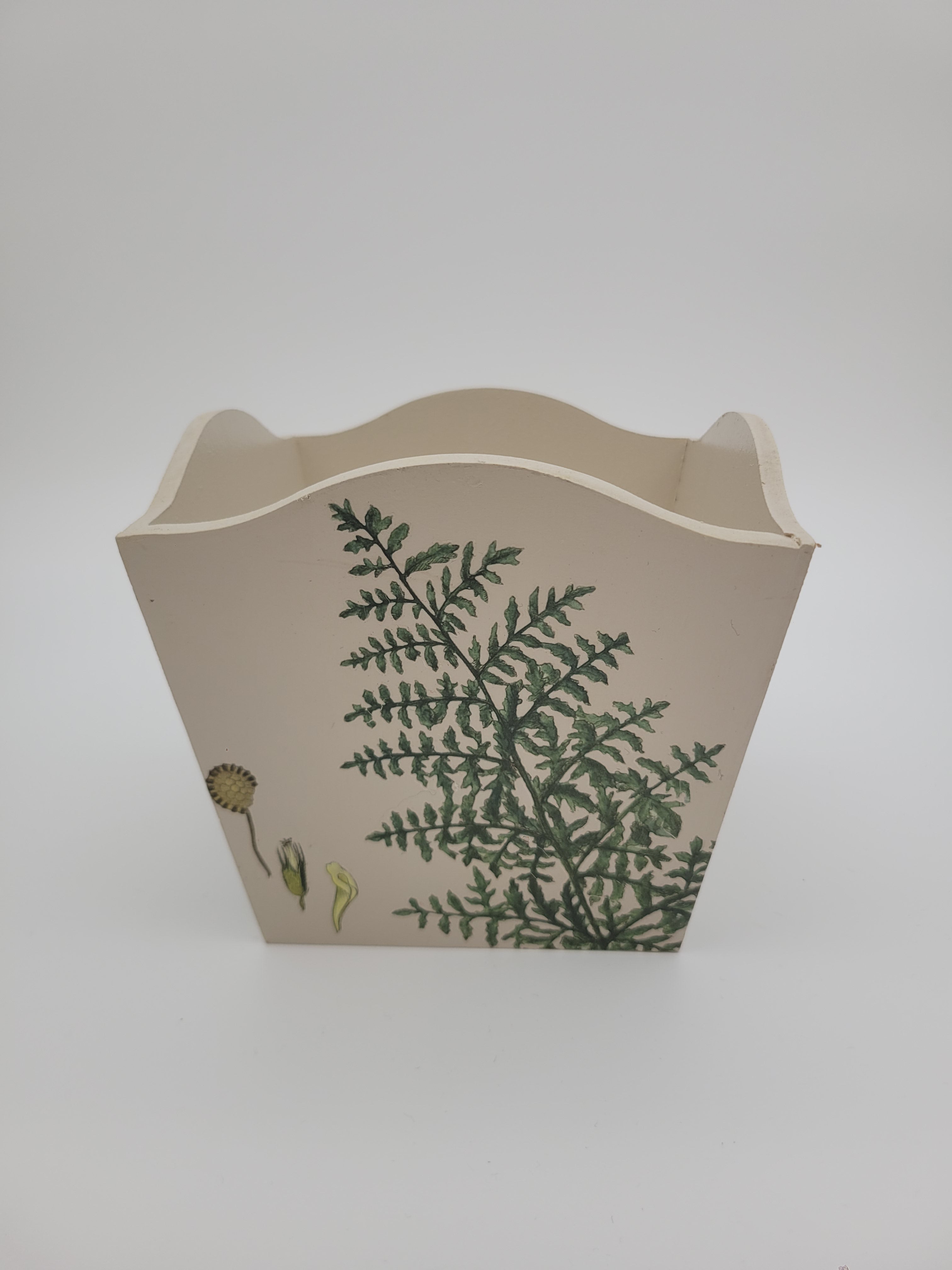 Cache pot with fern decoupage