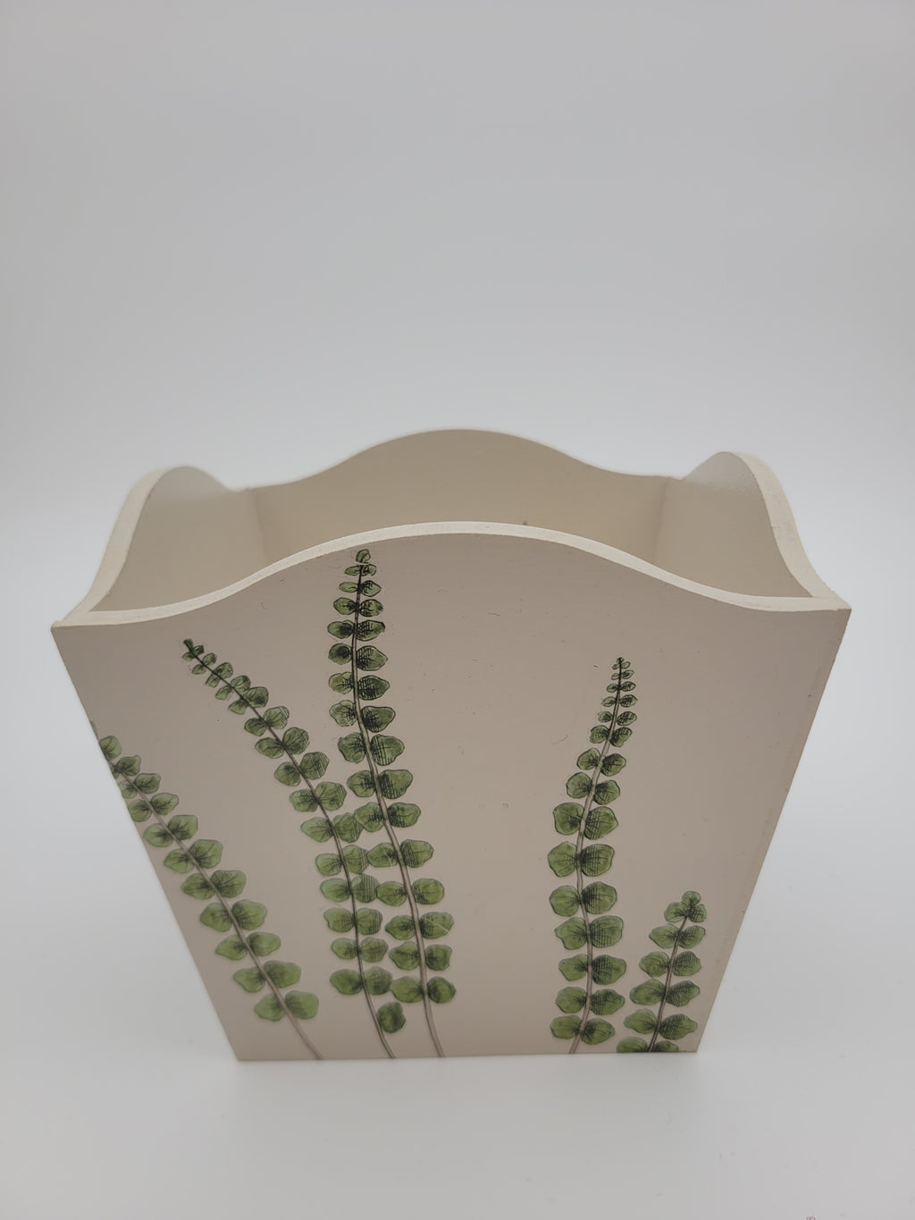 Cache pot with fern decoupage