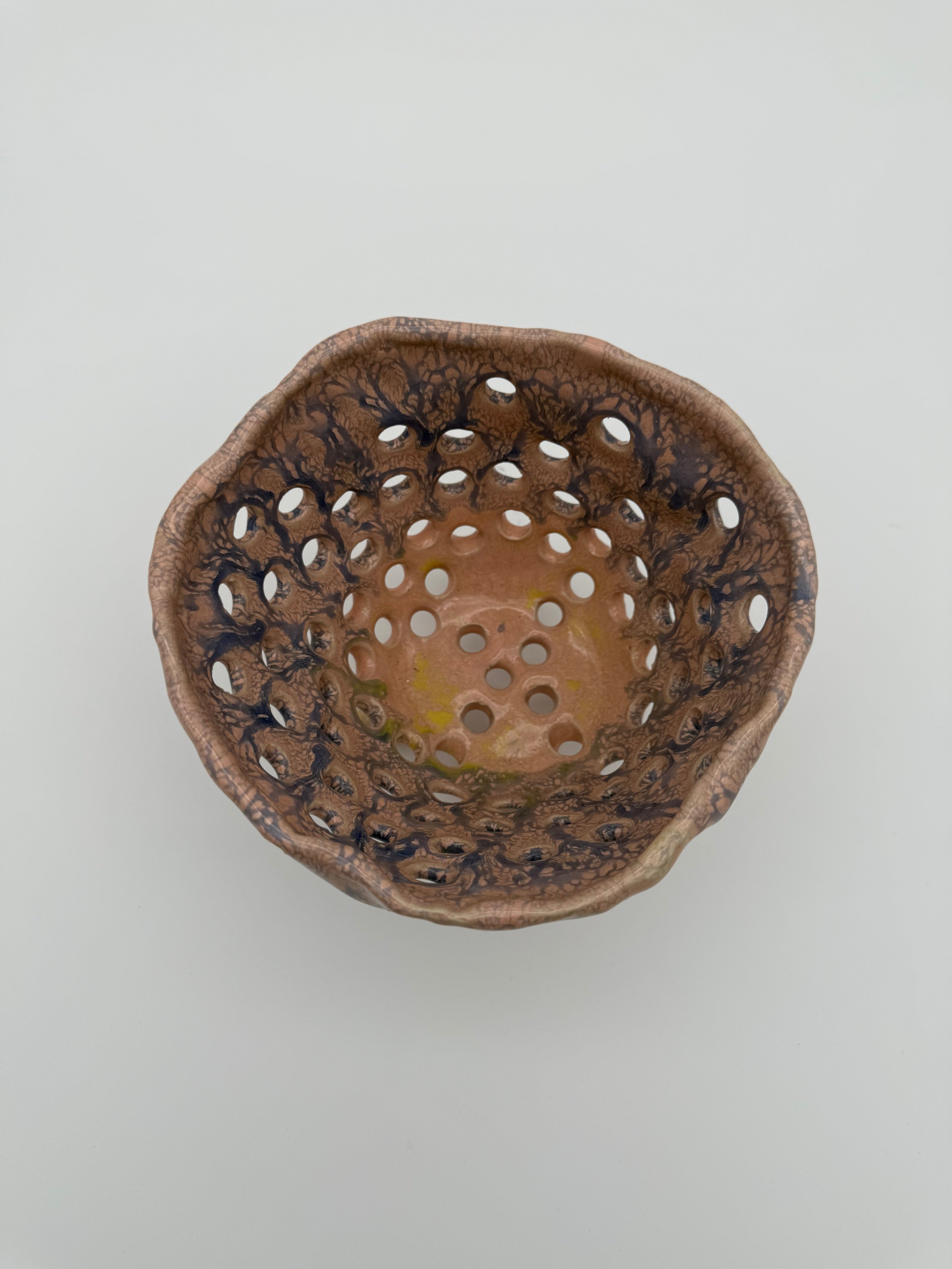 Ceramic colander