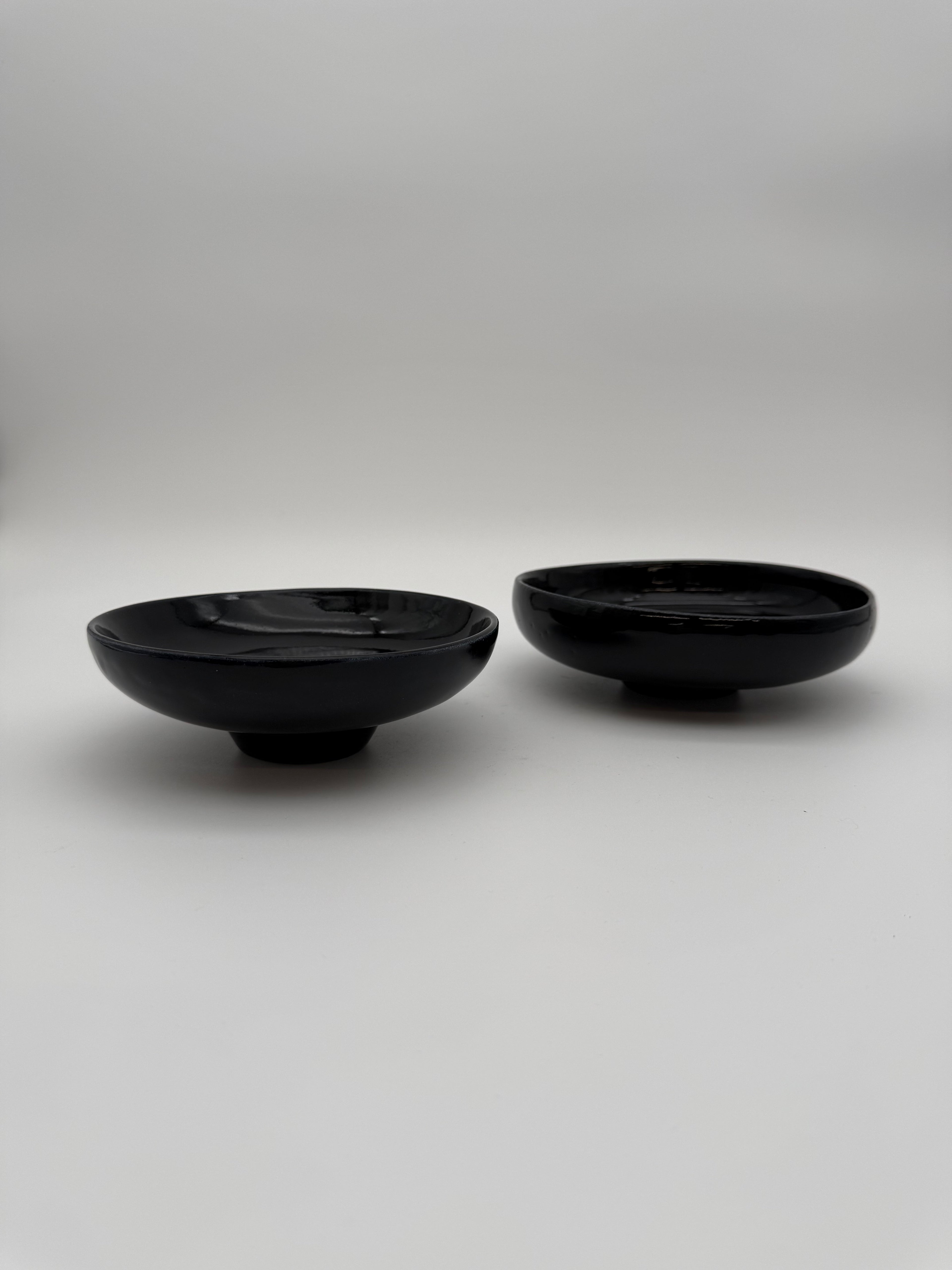 Bowl, black glaze, with small pedestal foot